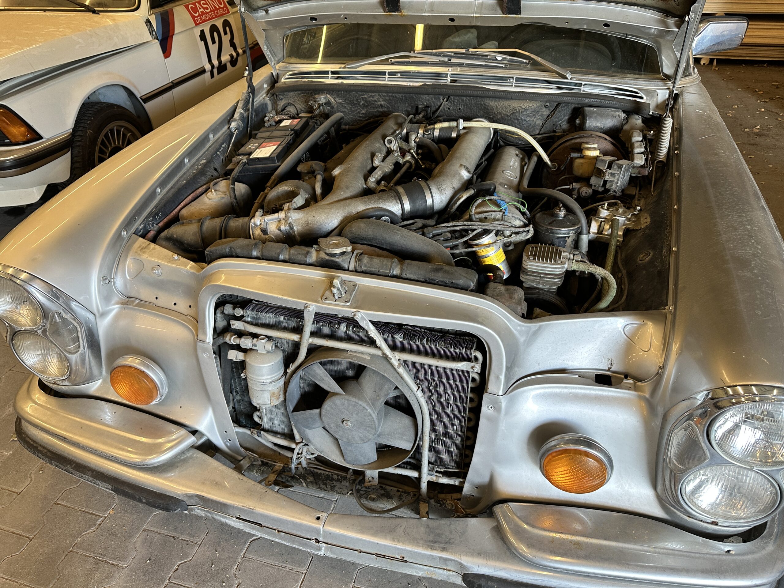 Mercedes W109
